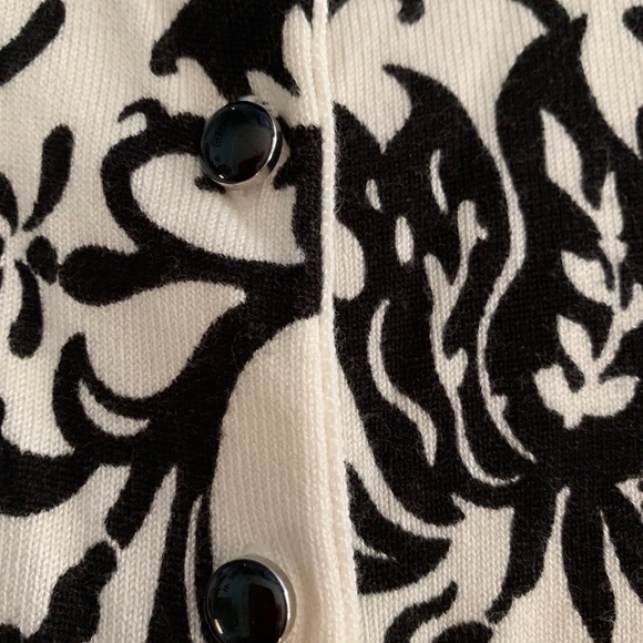 Floral Cardigan - Picture 4 of 5